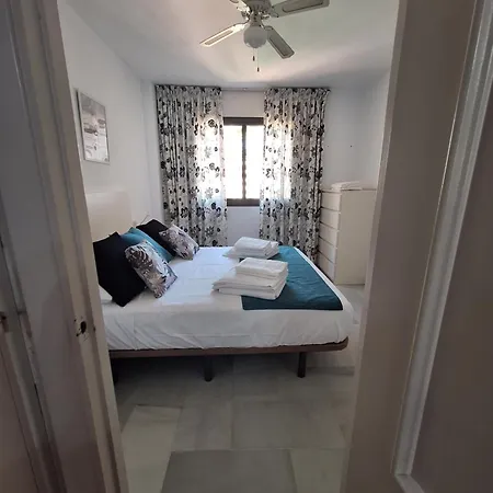 Primera Linea Del Mar - Acceso Directo Playa Carihuela Apartamento Torremolinos