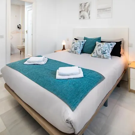 Apartamento Primera Linea Del Mar - Acceso Directo Playa Carihuela Torremolinos