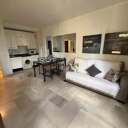 Apartamento Primera Linea Del Mar - Acceso Directo Playa Carihuela