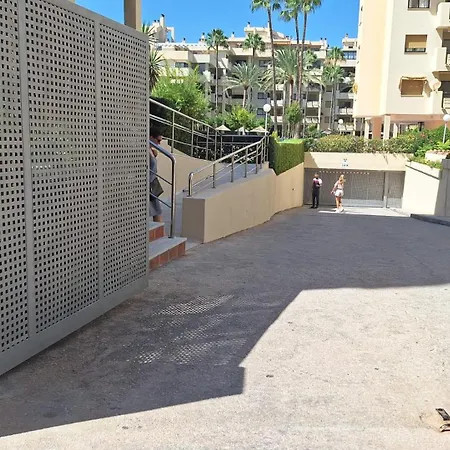Primera Linea Del Mar - Acceso Directo Playa Carihuela Appartement *