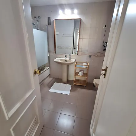 Primera Linea Del Mar - Acceso Directo Playa Carihuela Apartament *