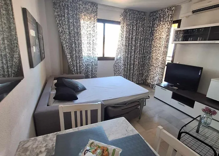 Apartamento Primera Linea Del Mar - Acceso Directo Playa Carihuela Torremolinos
