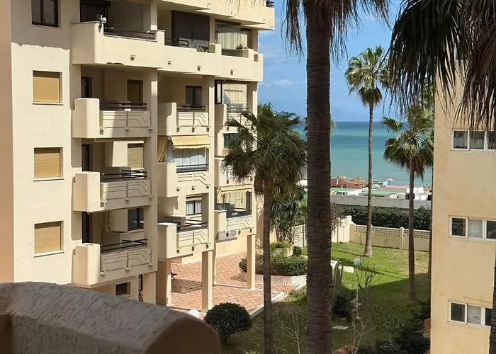 Primera Linea Del Mar - Acceso Directo Playa Carihuela Torremolinos