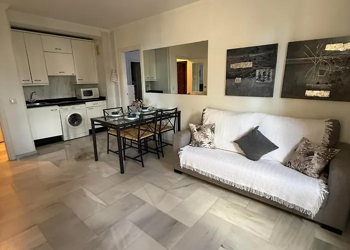 Apartment Primera Linea Del Mar - Acceso Directo Playa Carihuela -by Budha