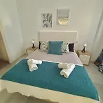 Primera Linea Del Mar - Acceso Directo Playa Carihuela -by Budha Apartman